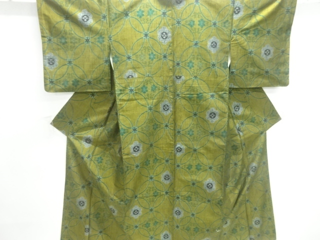 JAPANESE KIMONO / TSUMUGI / WOVEN SHIPPO PATTERN